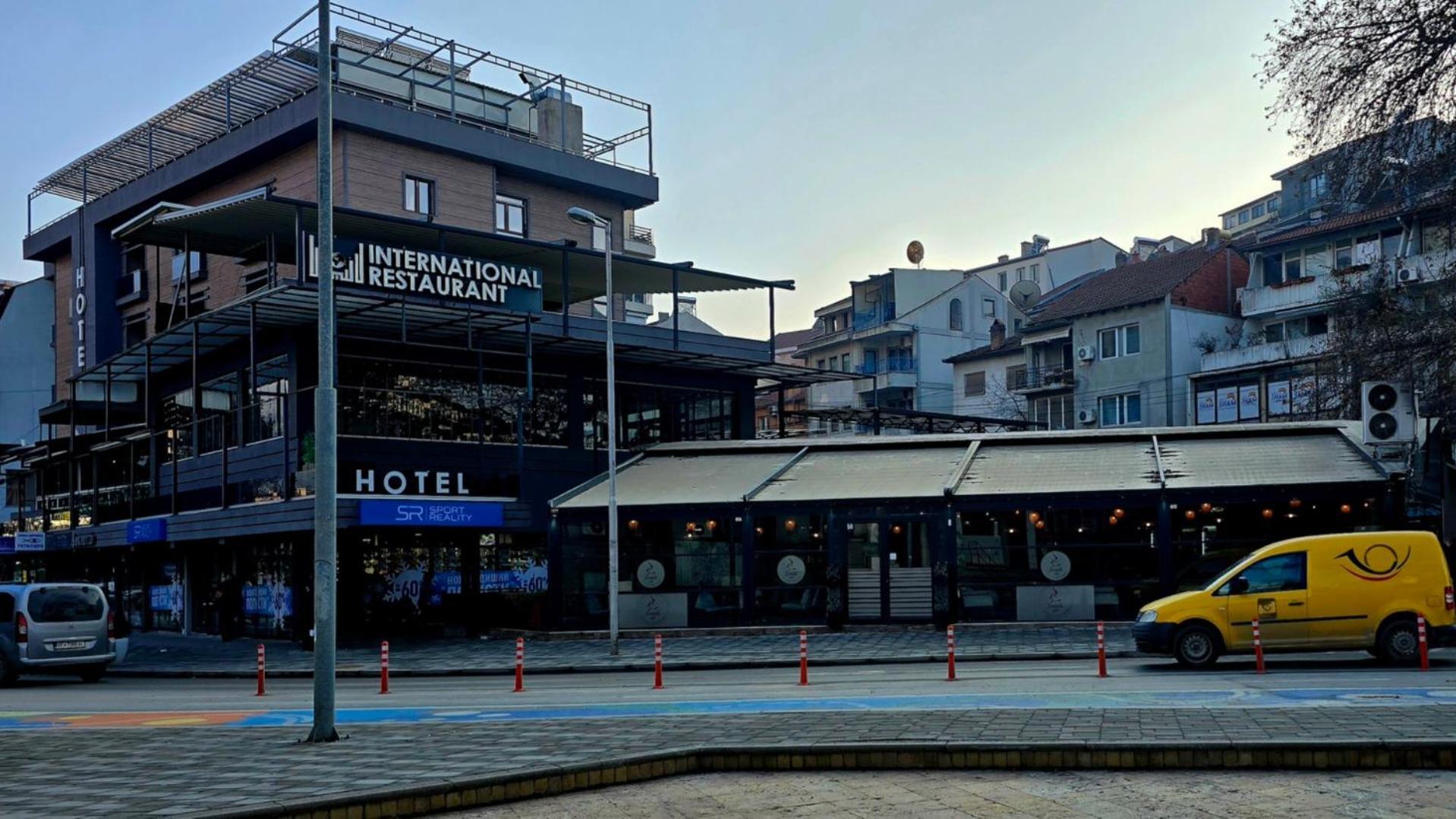 International Palace Velesz Kültér fotó